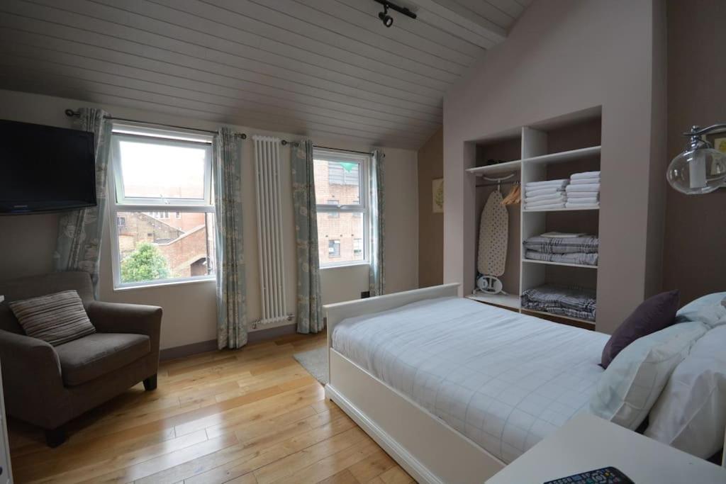 Cheerful 2 Bed Home With Terrace In Central Camden Londres Exterior foto